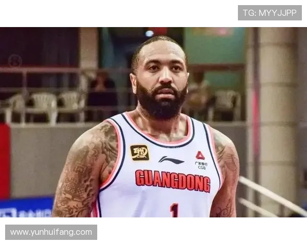广东男篮社媒记录外援中式英文挑战球场之外的篮球欢乐时刻